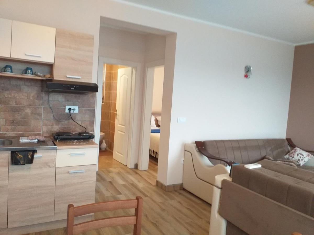 Fruskogorska Idila Apartmani Vrdnik Eksteriør bilde